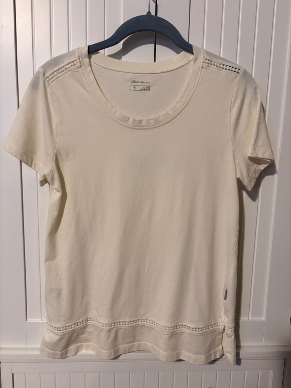 Eddie Bauer Cream Short Sleeve Scoop Neck Tee with Crochet Trim